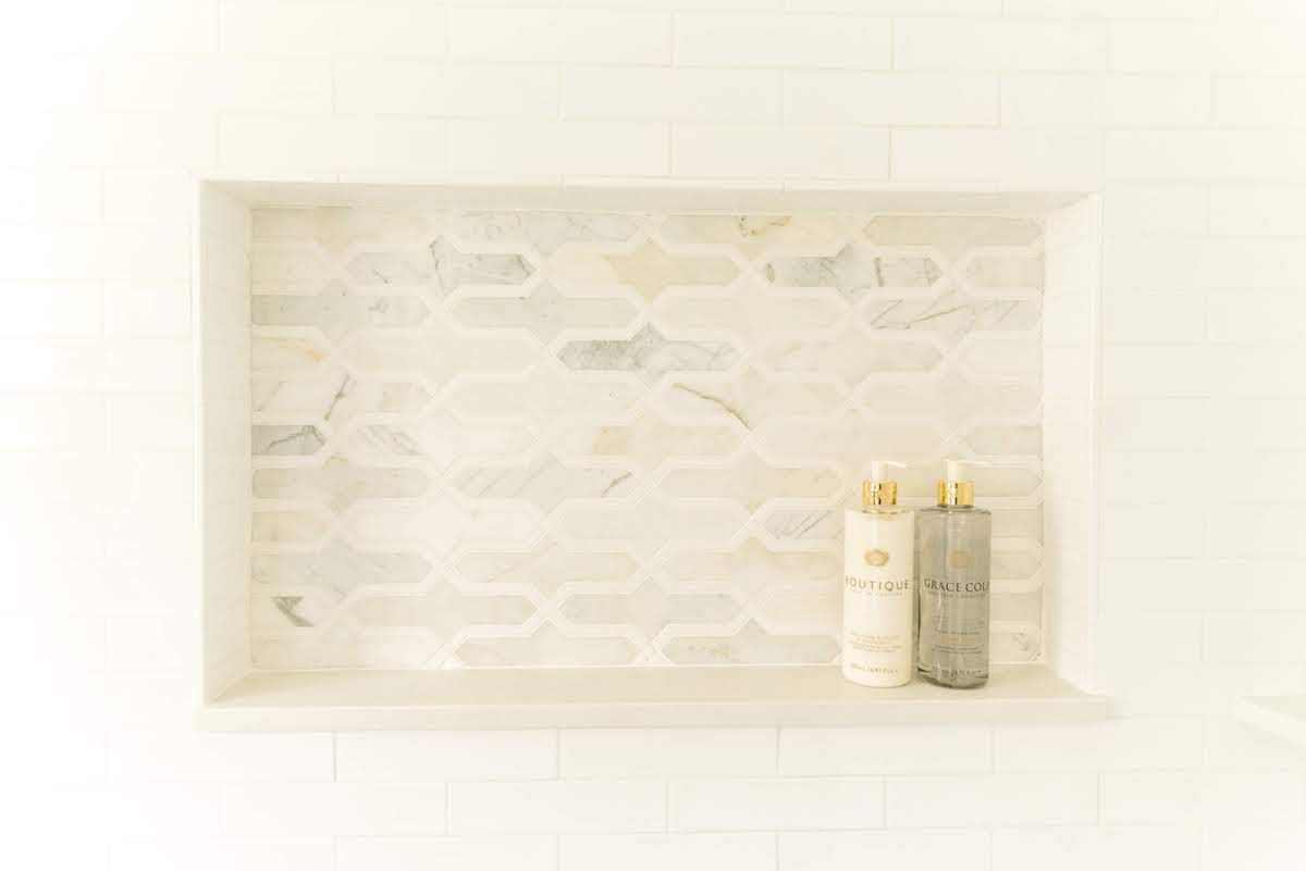 shower-tile-built-in-shelf-detail